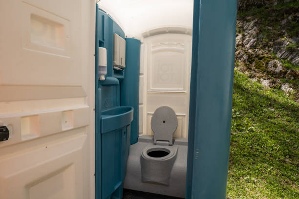 Affordable portable toilet rental in Burnham, PA